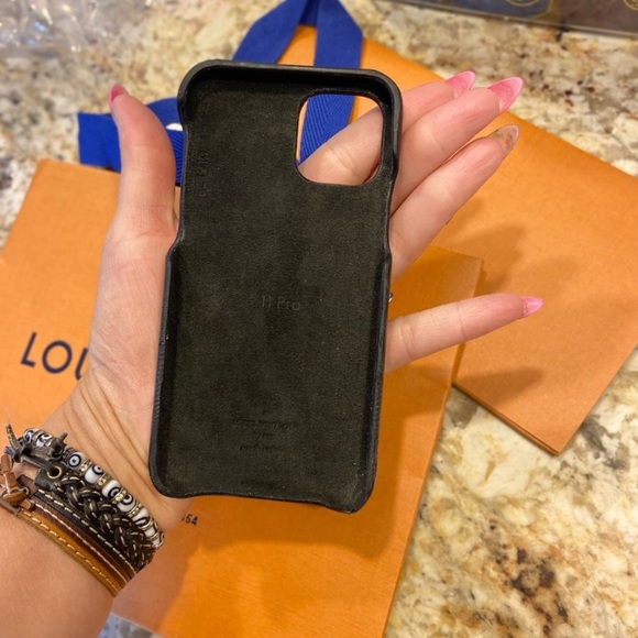 Louis Vuitton 11 Pro bumper case 🌟1HR price drop🌟 - Picture 7 of 11